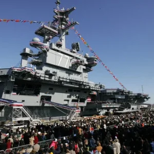 USS_George_H._W._Bush_2