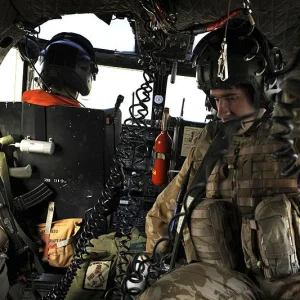 800px-Brits_soldiers_in_Basra_03
