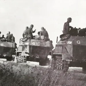 2743519