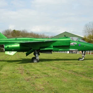 SEPECAT_Jaguar_GR1_XZ382_(7221191518).jpg