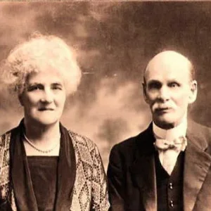 1.08.01 Ann and Ernest RENTON  (2)