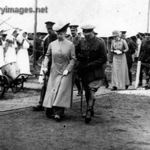 Queen Mary Visits the Front WW!