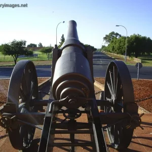 Boer War Gun Long Cecil outside the Honoured Dead Memorial Kimberley