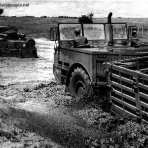 Goer 8-Ton Cargo Carrier Proceeding Cross-country