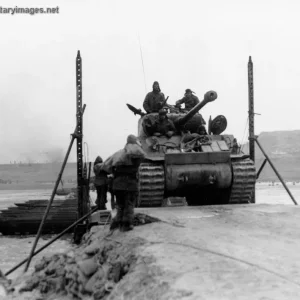 Tank of the last UN Forces units in Seoul