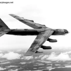 B-52G Stratofortress banks to the right