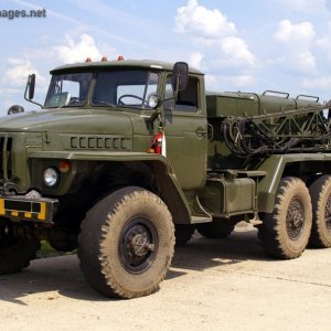 Aerodrome Starting Unit APA-5 on a Ural-375D chassis