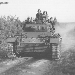 Pz.Kpfw III Ausf. H speeding on the road