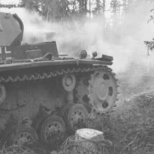Pz.Kpfw III from Panzer-Abteilung 40 in battle