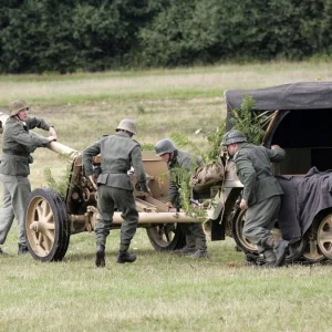 SdKfz 10 & 7.5-cm Pak 40