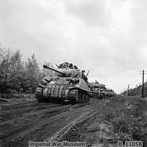 Sherman tanks | MilitaryImages.Net