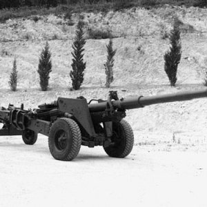 Israeli 155 mm field gun