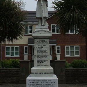 Bagillt War Memorial, Flintshire