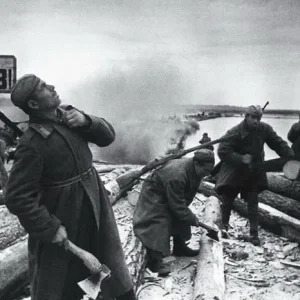 soldiers in action