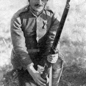 Serbian soldier with rifle grenade - WW1