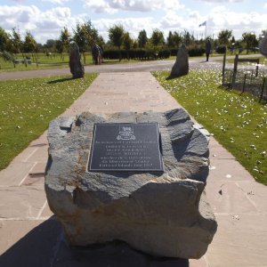 Falklands Memorial, Civilians