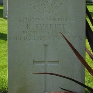 EVERITT, Ralph