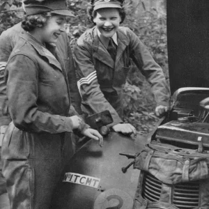HM the Queen WW2
