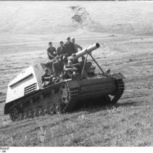 Bundesarchiv_Bild_101I-219-0583A-07_Russland-Mitte-S_d_Panzerhaubitze_Humme