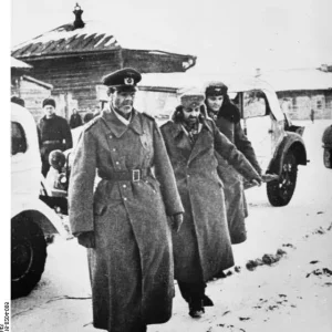 Bundesarchiv_Bild_183-F0316-0204-005_Russland_Paulus_in_Kriegsgefangenschaf