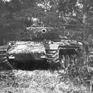 amx-30_main_battle_tank_France-1