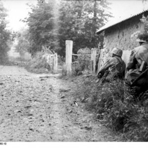 German Fallschirmjger Paratroopers taking cover 1944