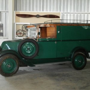 Old Vehicle. Type not known