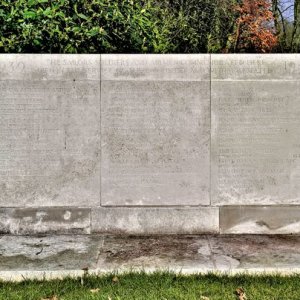 Commonwealth War Graves Commission, Screen Wall