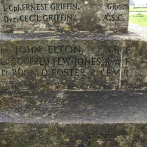 Amberley War Memorial, Gloucestershire
