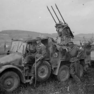 Krupp_protze_L_2_H_143_with_a_triple_AA_gun