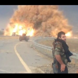 Iraqi Humvee Detonates Massive Stucked VBIED With Machine Gun [HD Version And Alternate Angle] - YouTube