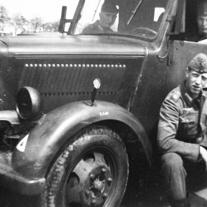 Opel_Blitz_1.5_to__Belgium_1940