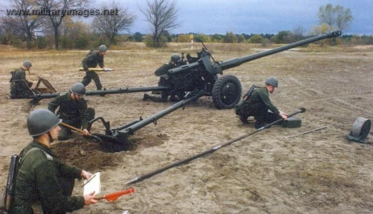 85 mm towed division gun D-44 - Polish Army