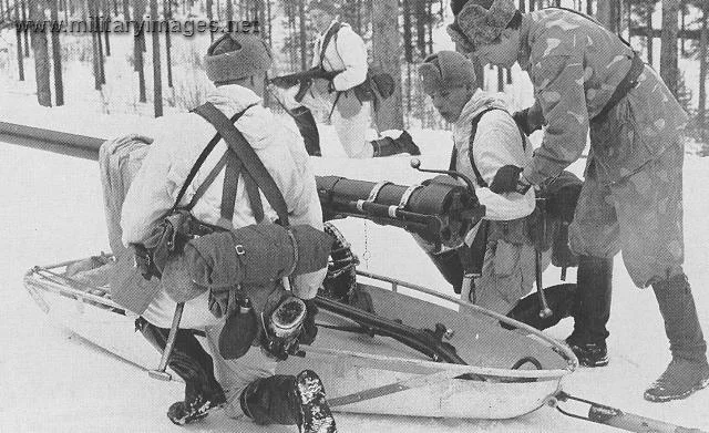 95 S 58 recoilless gun