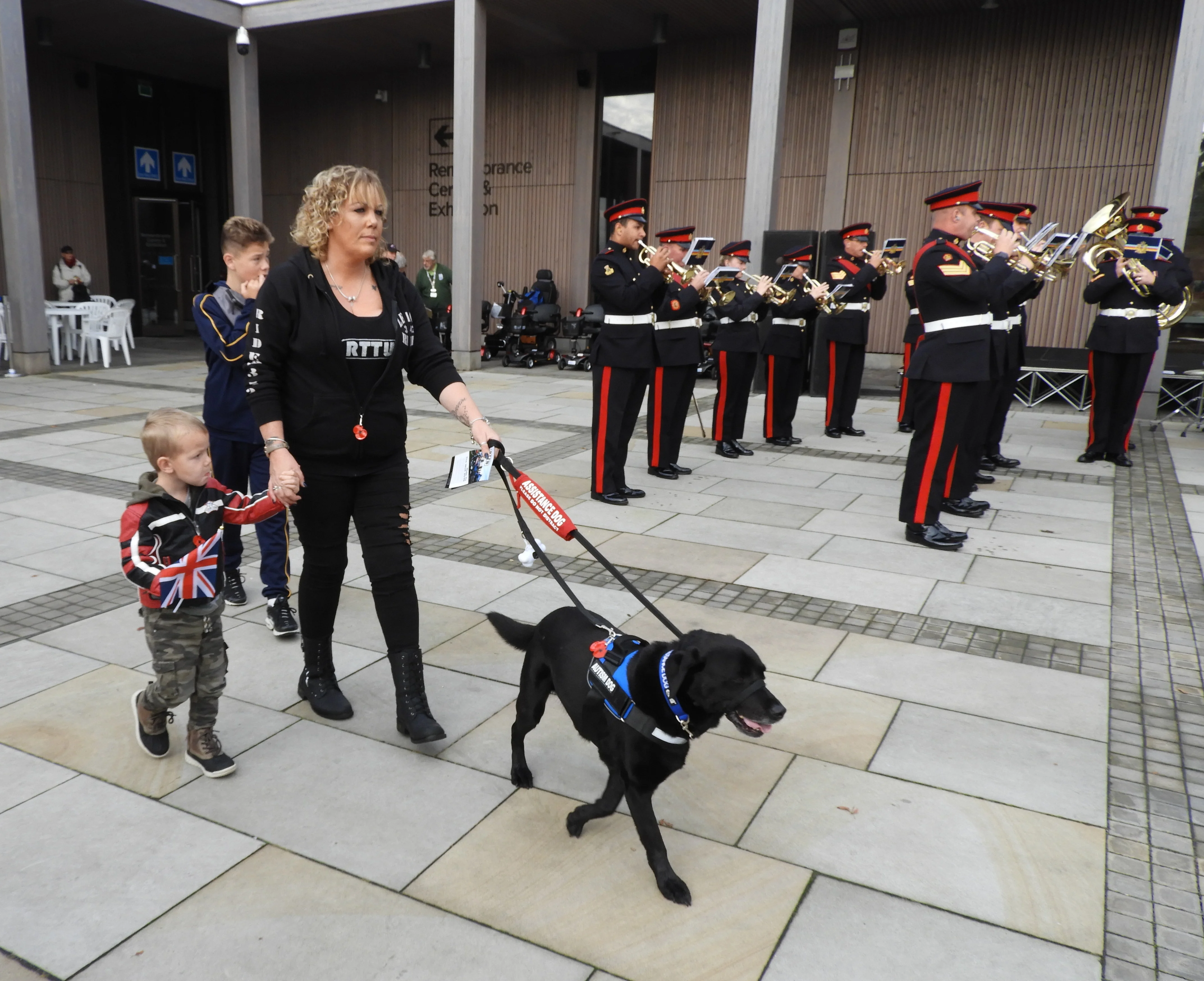 Assistance Dog (Autism Dog)  RTTW 5.10 (1)