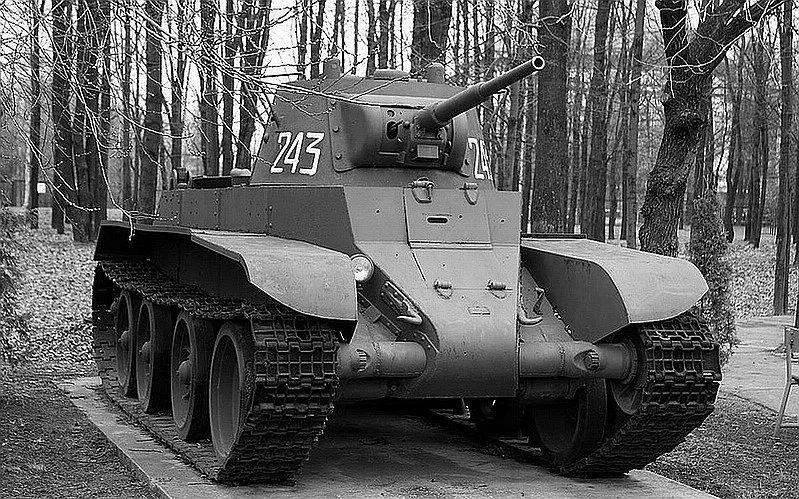BT-7col