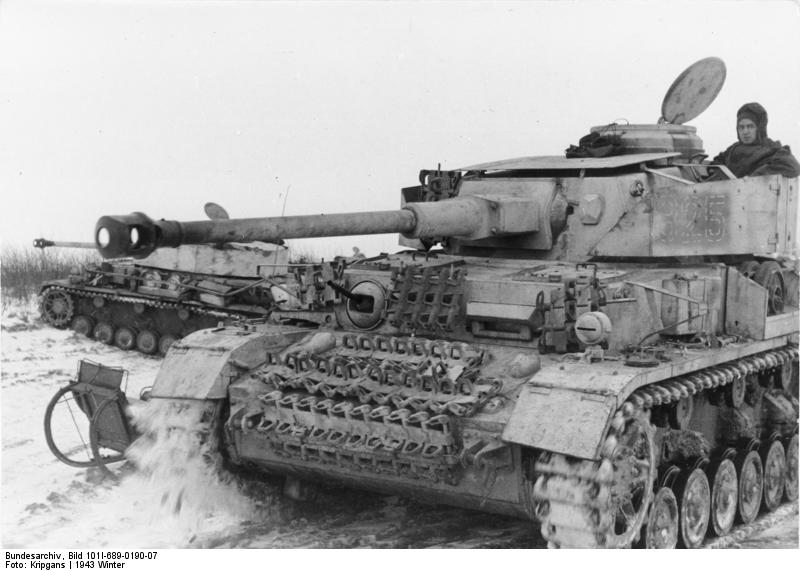 Bundesarchiv_Bild_101I-689-0190-07_Russland_Panzer_IV