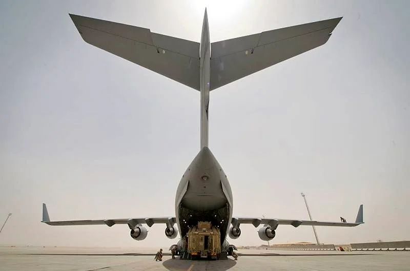 C17 Loading Mastiff