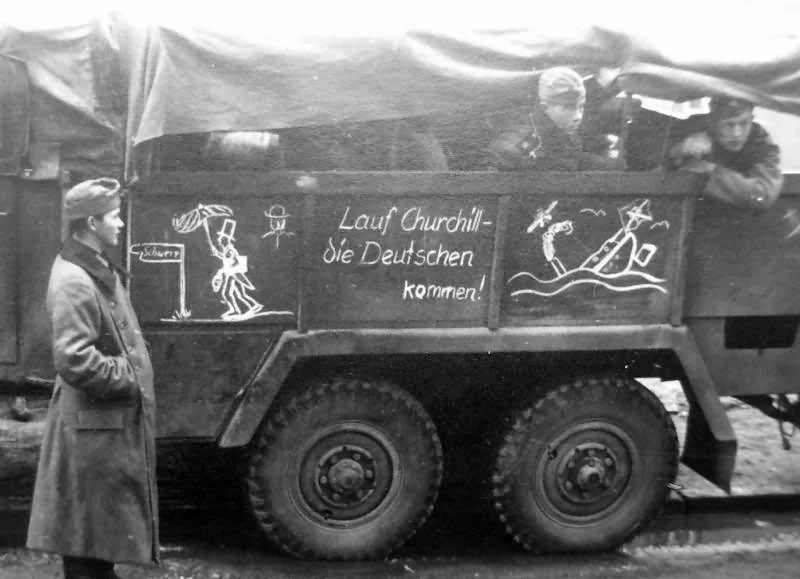 Einheitsdiesel_wehrmacht_truck_1