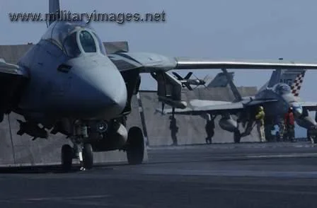 F-14 and Hornet prepare to launch