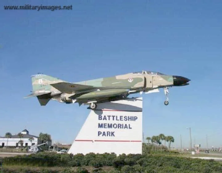 F4 Phantom Gate Guard