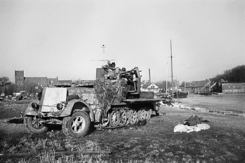 German half track SdKfz 9