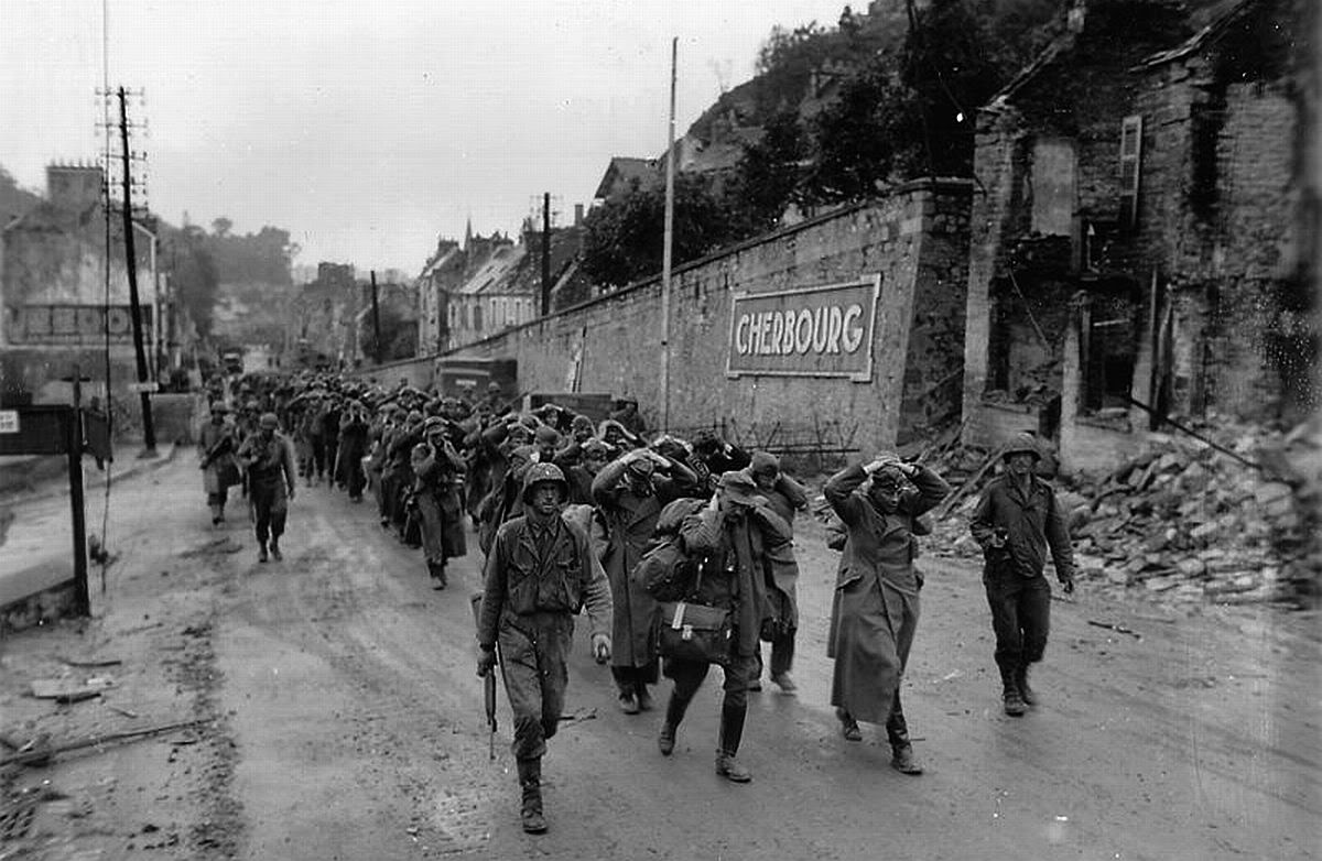 German POWs at Cherbourg