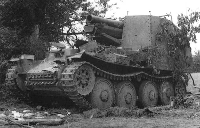 Grille-15cm-schweres-infanteriegeschuetz-38t-ausf-h_8304115564_o