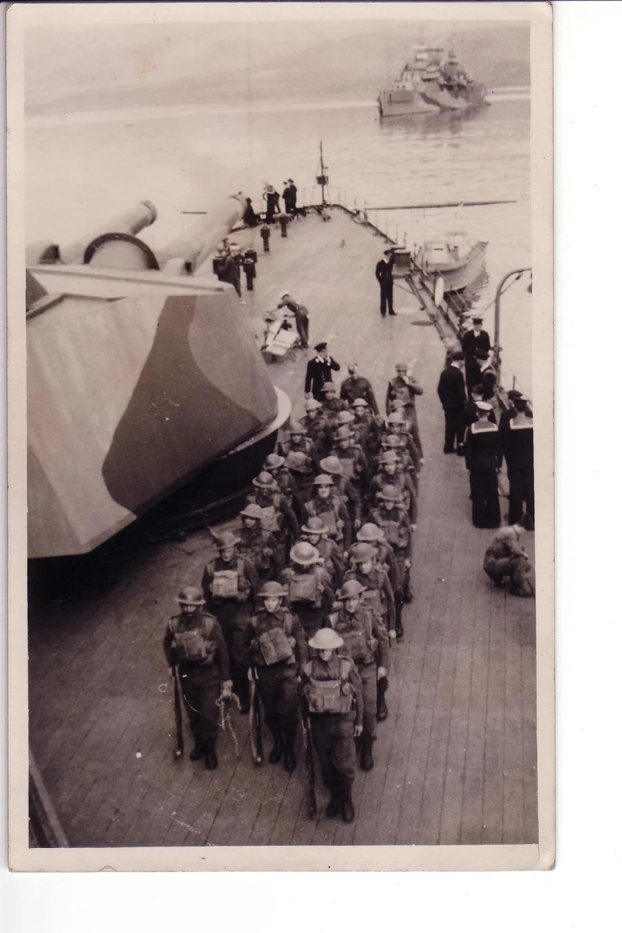 HMS Renown