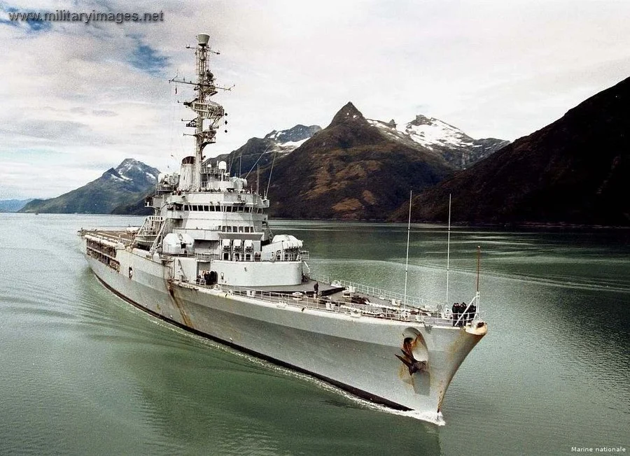 Jeanne d'Arc (R 97) - Helicopter carrier