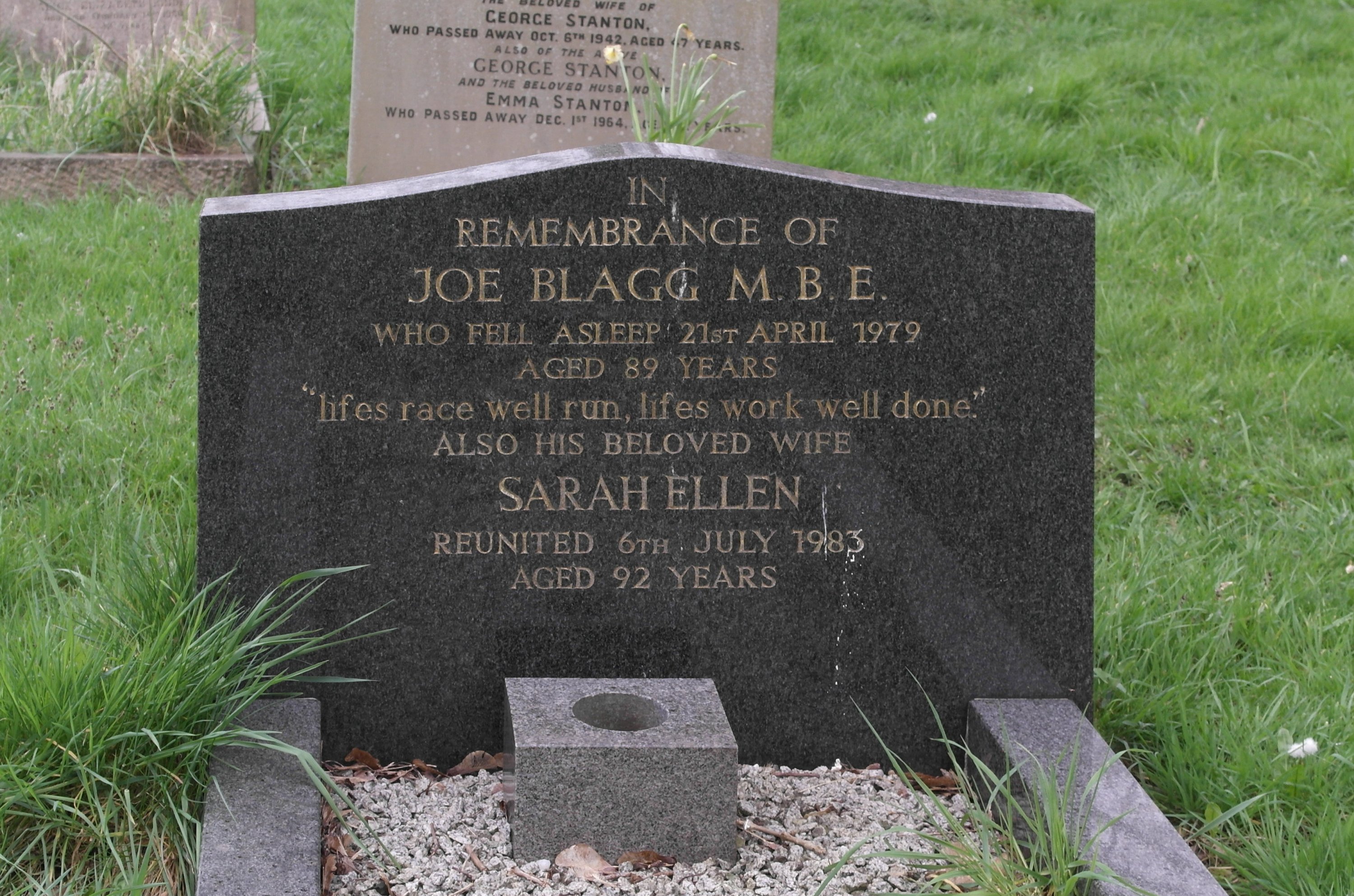 Joe BLAGG  MBE