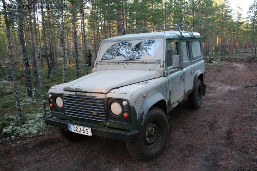 Land-Rover Defender at Ex Pyry 2006 - Finnish Army