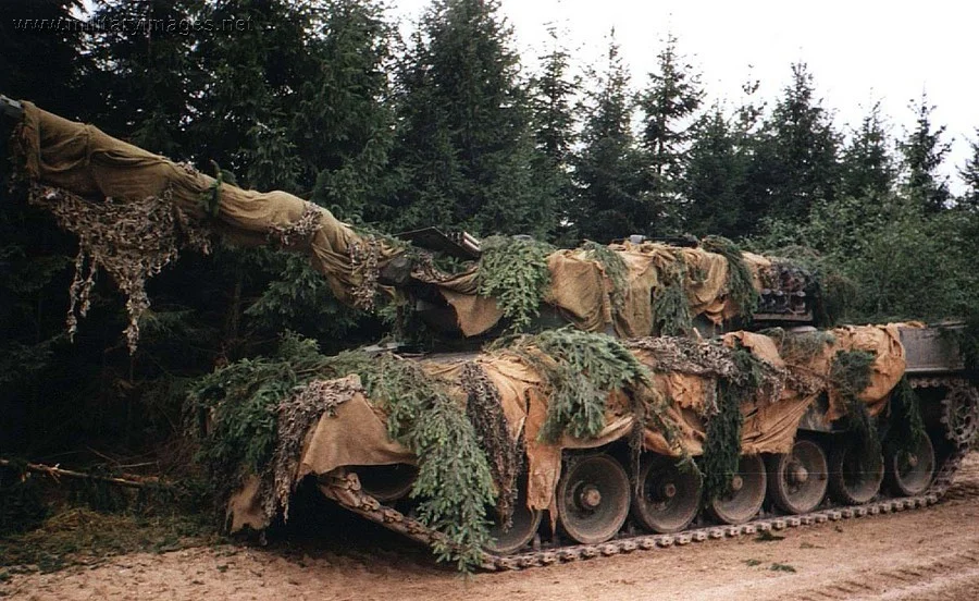 Leopard 2 A4 under camo  A Military Photos & Video Website