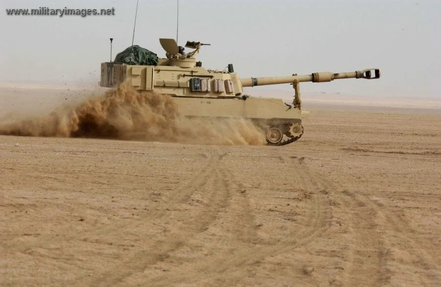 M109A6 Paladin